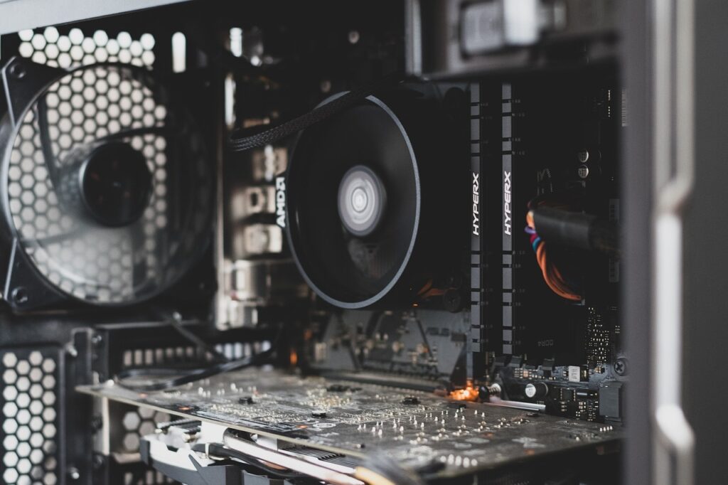 computer 5884613 1280.jpg